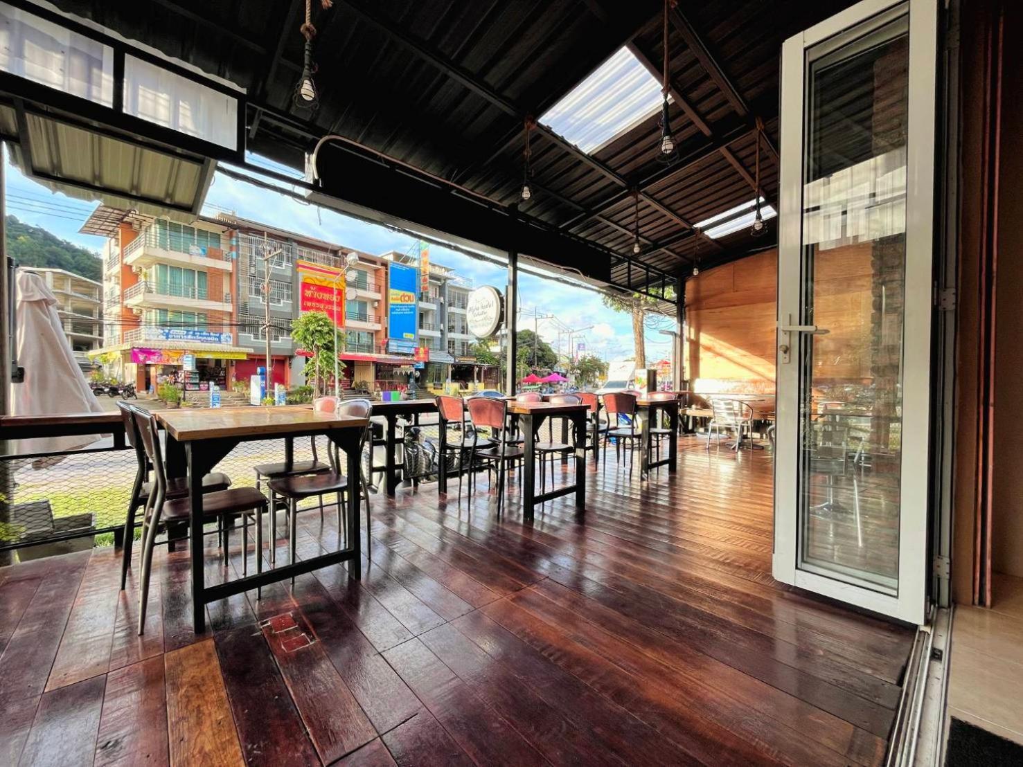 Alpha Hostel Cafe&Bar Ban Khlong Yai エクステリア 写真